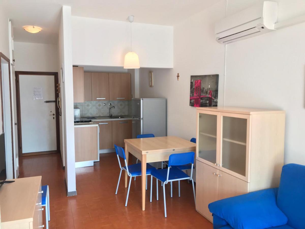 Residence El Palmar Da Colla Лидо-ди-Езоло Экстерьер фото