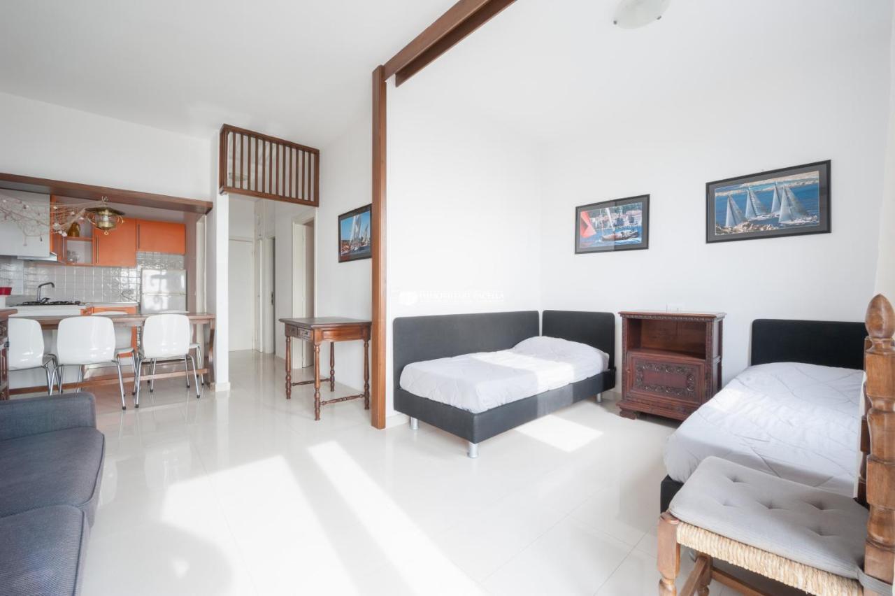 Residence El Palmar Da Colla Лидо-ди-Езоло Экстерьер фото