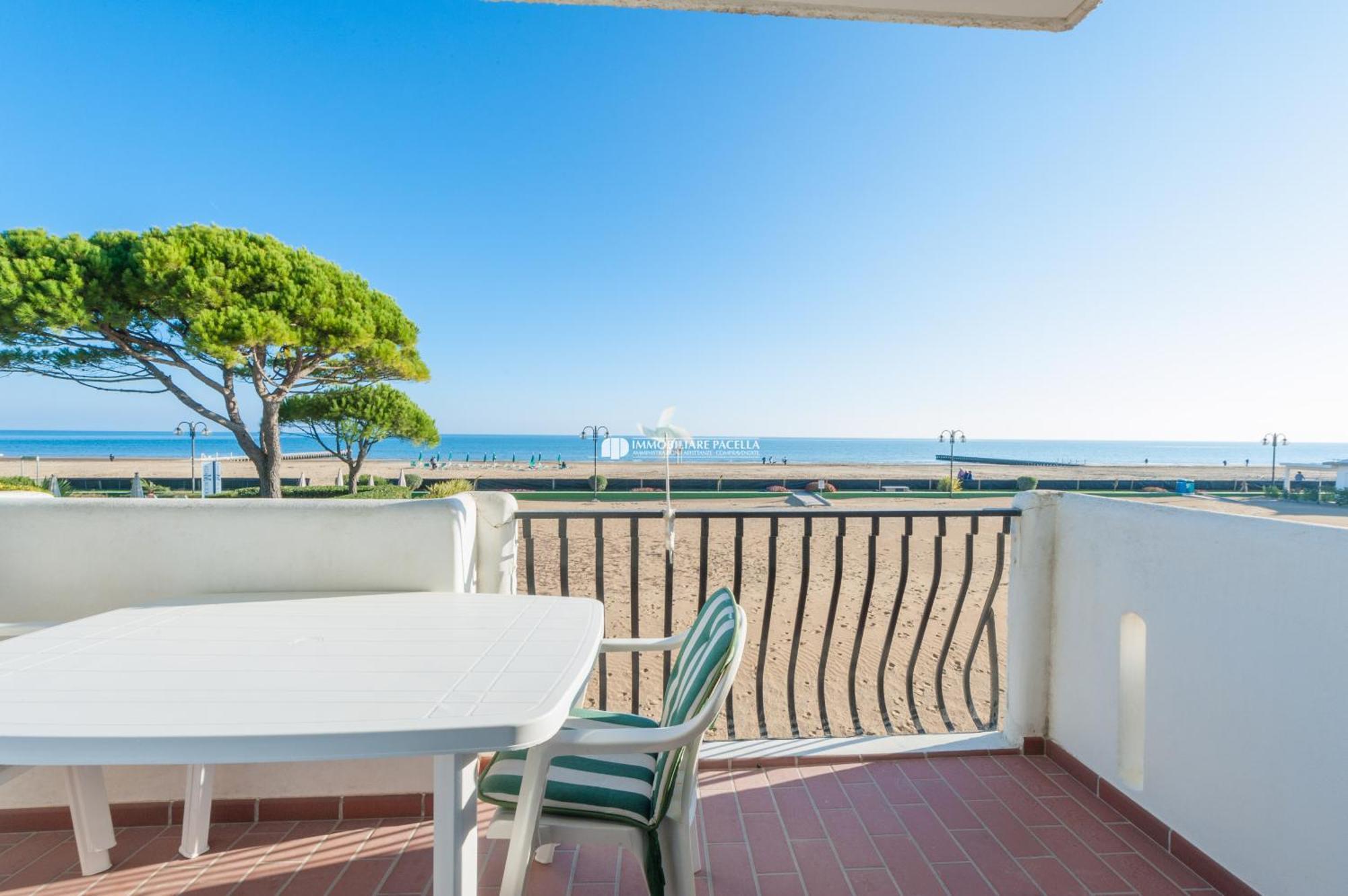 Residence El Palmar Da Colla Лидо-ди-Езоло Экстерьер фото