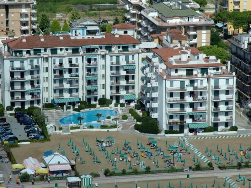 Residence El Palmar Da Colla Лидо-ди-Езоло Экстерьер фото